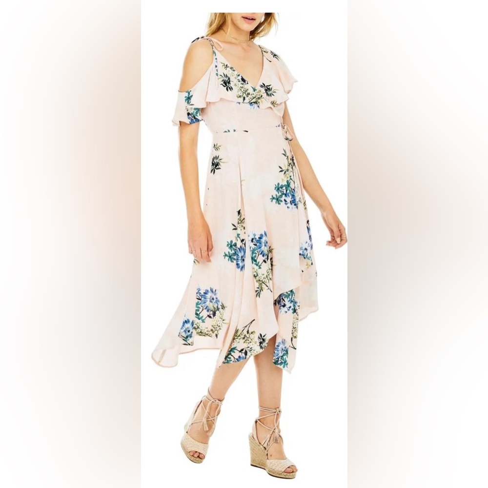 ASTR the label Women's Yessenia Asymmetrical Ruffle Top Floral Wrap Dress